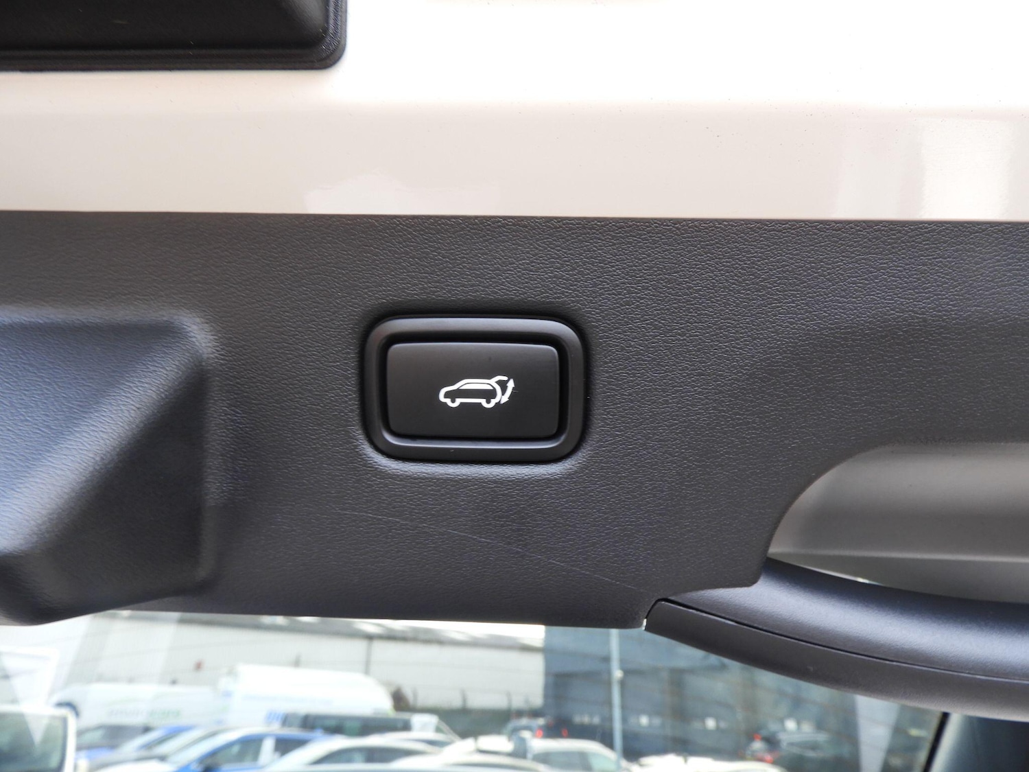 Used Kia EV6 2025 for sale - 76714230: Photo 15