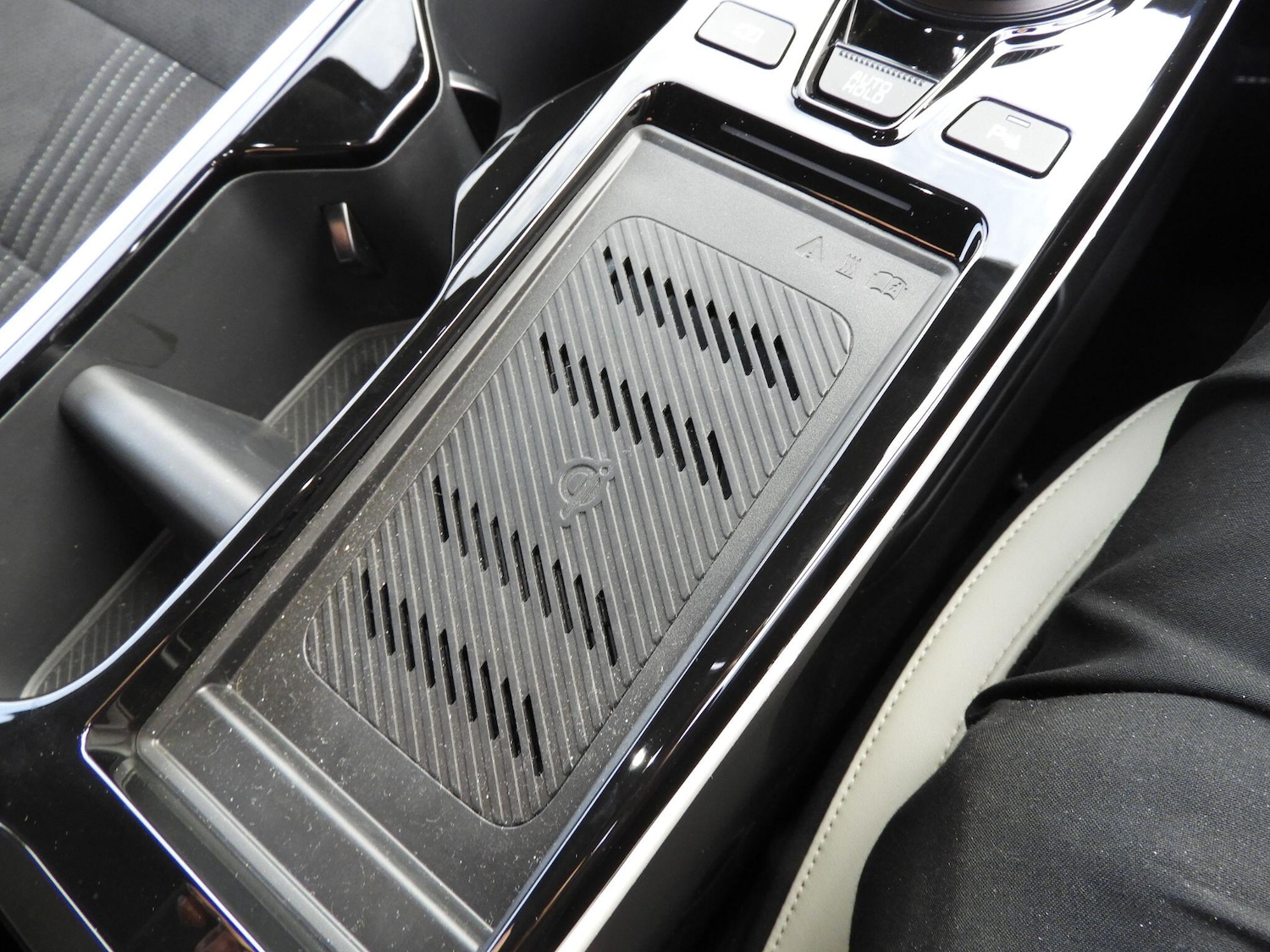 Used Kia EV6 2025 for sale - 76714230: Photo 25