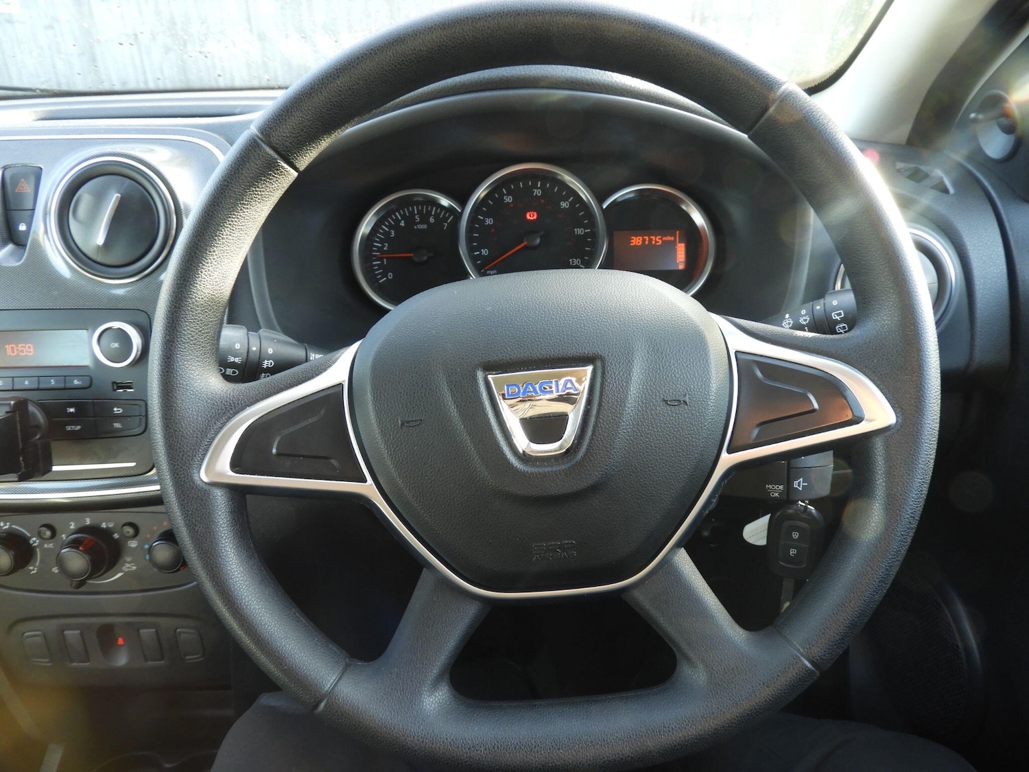 Used Dacia Sandero Stepway 2018 for sale - 76688776: Photo 16