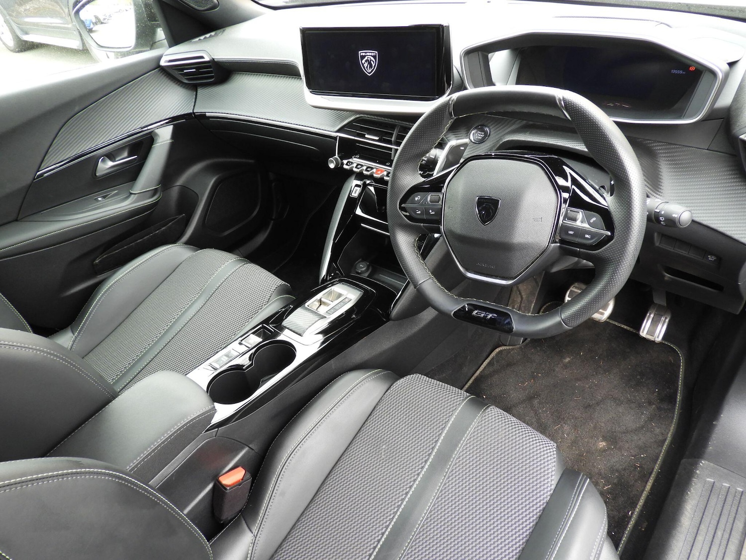 Used Peugeot 2008 2025 for sale - 78203760: Photo 12