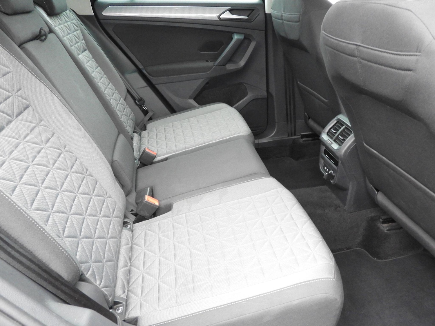 Used Volkswagen Tiguan 2021 for sale - 76295184: Photo 14
