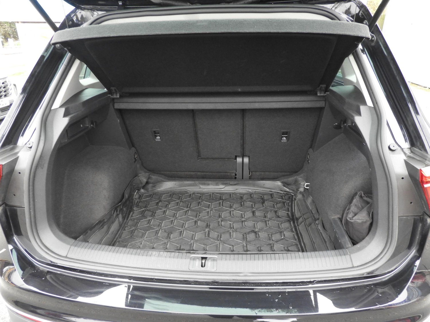 Used Volkswagen Tiguan 2021 for sale - 76295184: Photo 8
