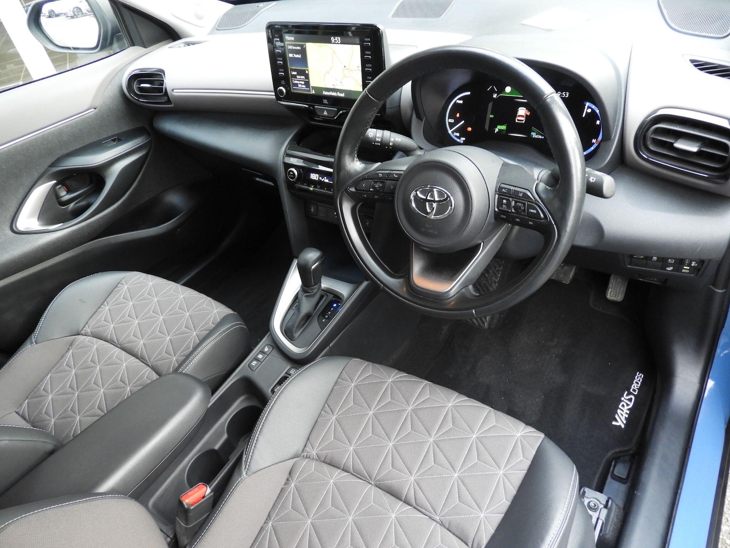 Used Toyota Yaris Cross 2022 for sale - 77315026: Photo 12