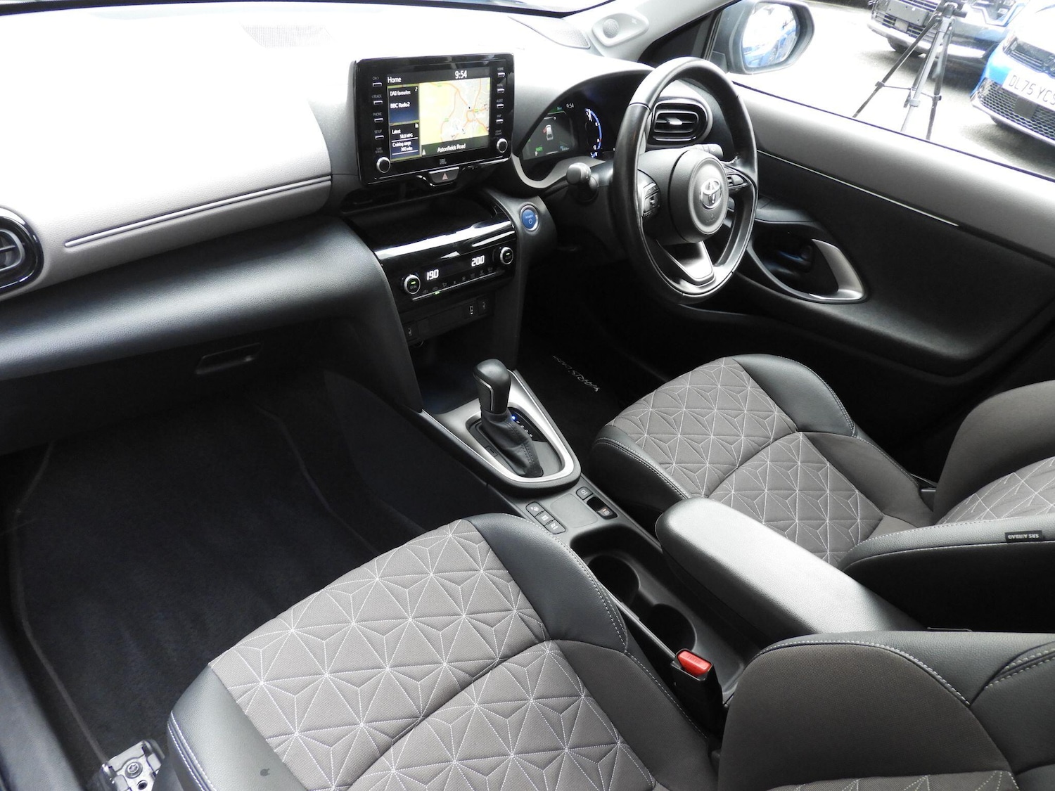 Used Toyota Yaris Cross 2022 for sale - 77315026: Photo 14