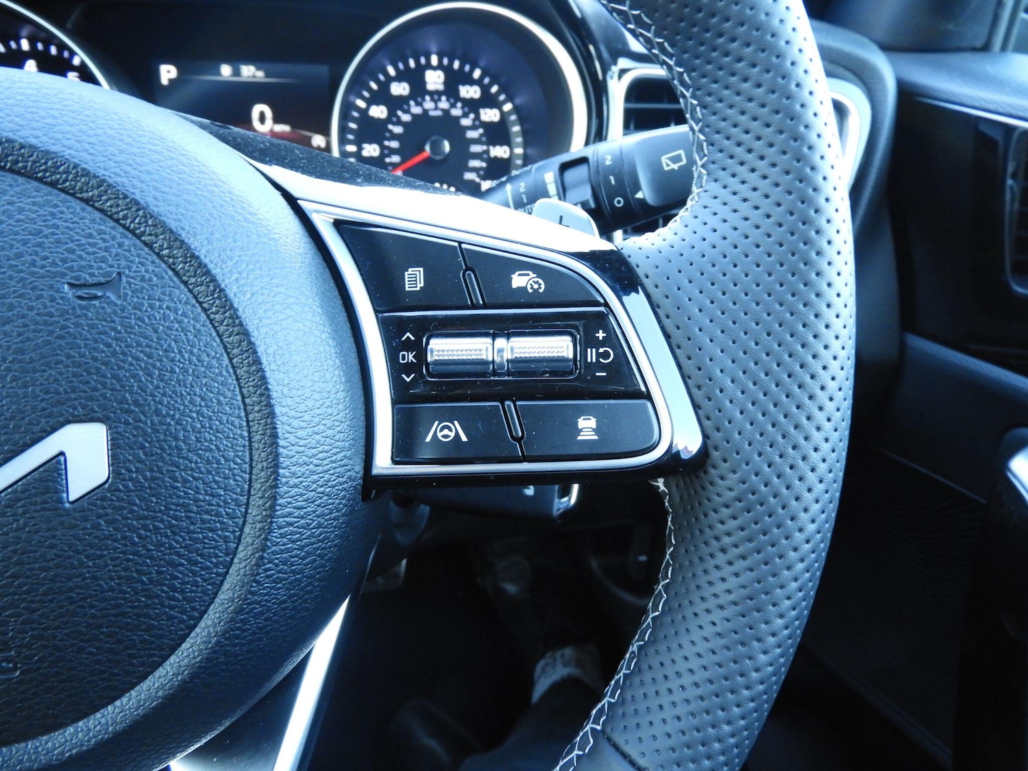 Used Kia XCeed 2025 for sale - 76433293: Photo 22