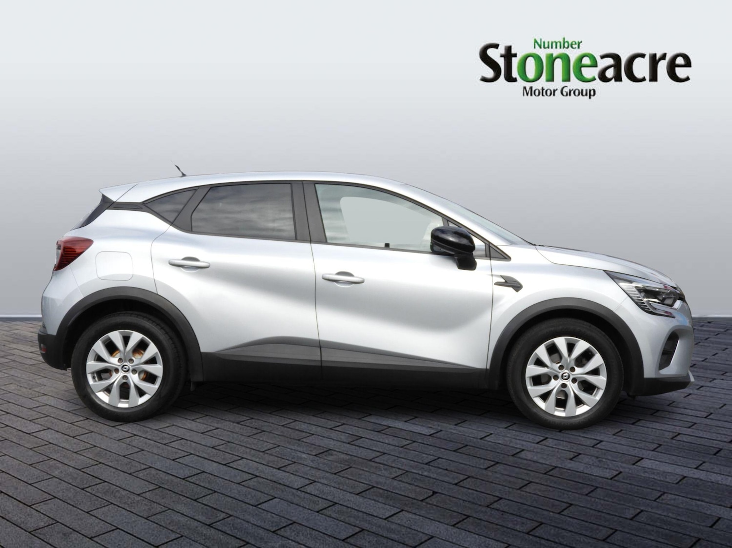 Used Renault Captur 2022 for sale - 76227591: Photo 2