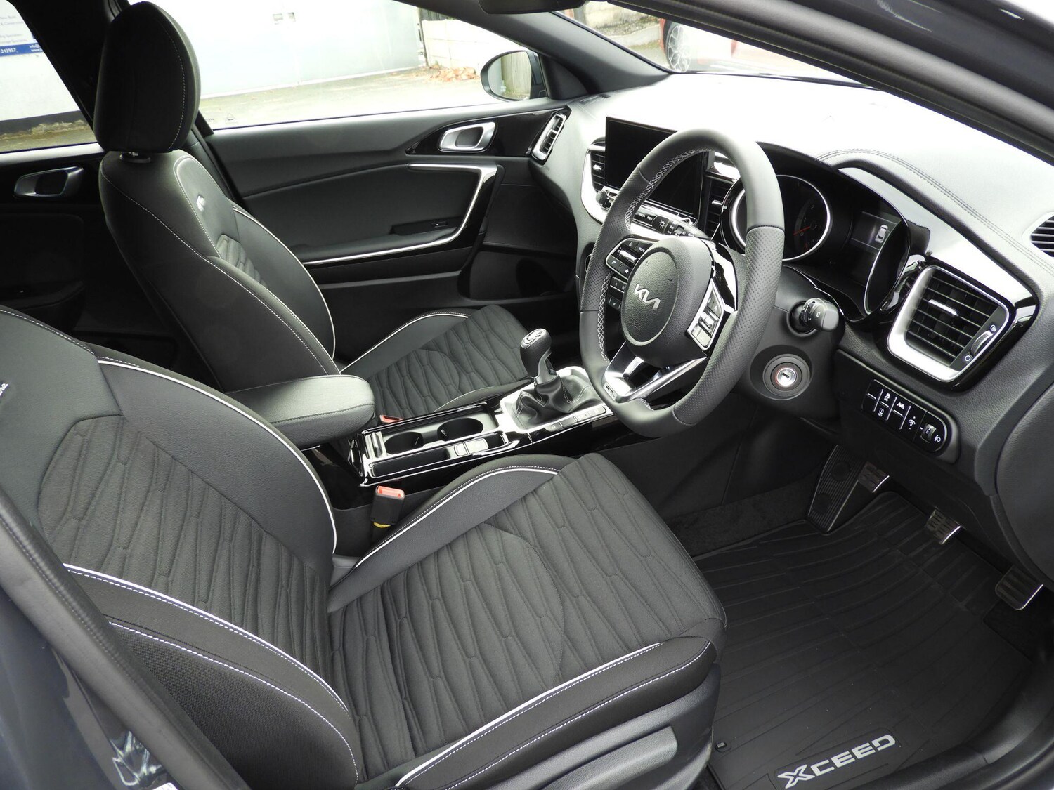 Used Kia XCeed 2025 for sale - 76306162: Photo 10