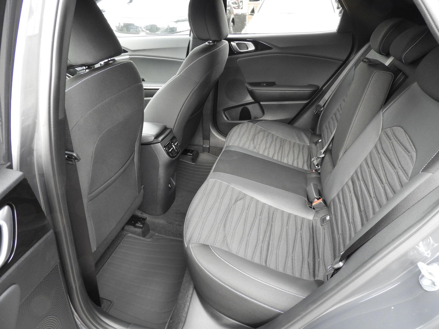 Used Kia XCeed 2025 for sale - 76306162: Photo 14