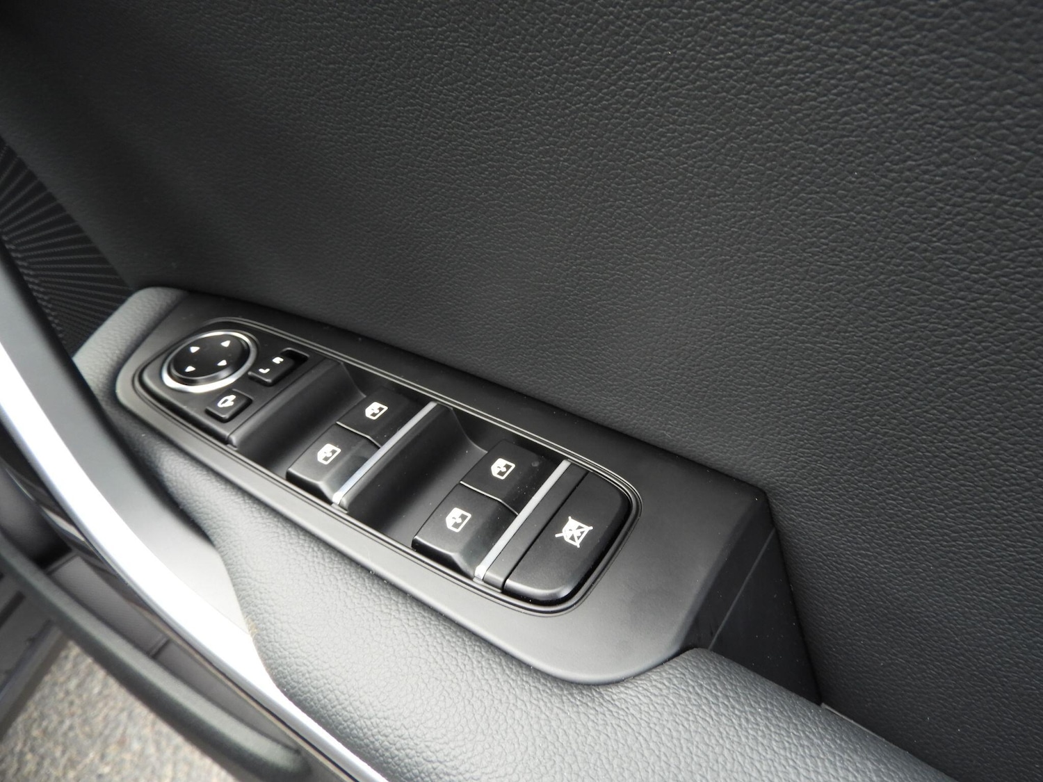 Used Kia XCeed 2025 for sale - 76306162: Photo 15