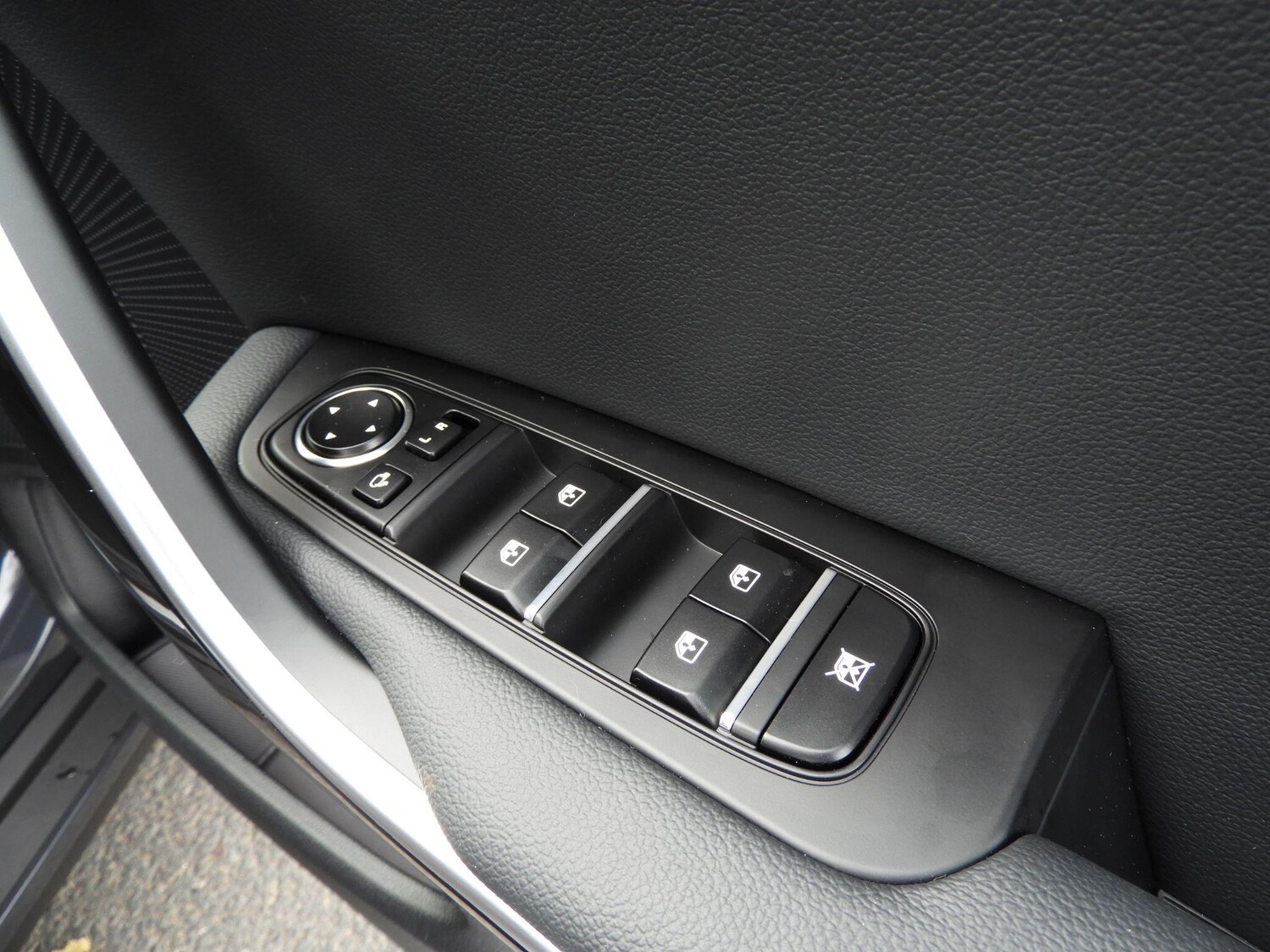 Used Kia XCeed 2025 for sale - 76306162: Photo 16
