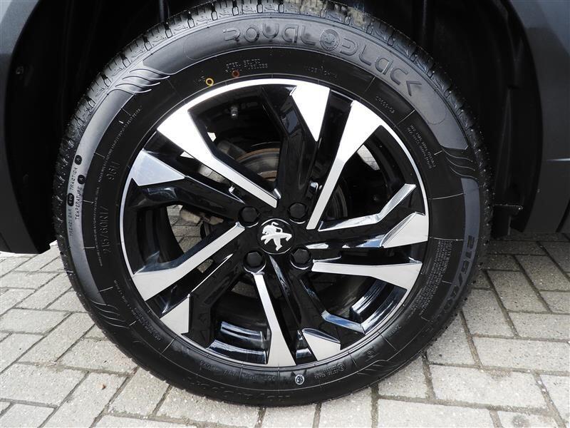 Used Peugeot 2008 2023 for sale - 76899183: Photo 10