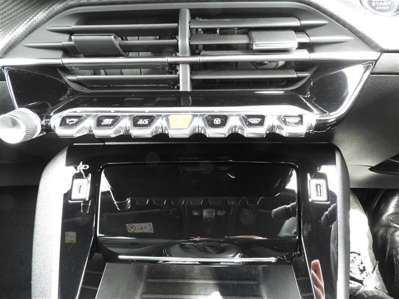 Used Peugeot 2008 2023 for sale - 76899183: Photo 22