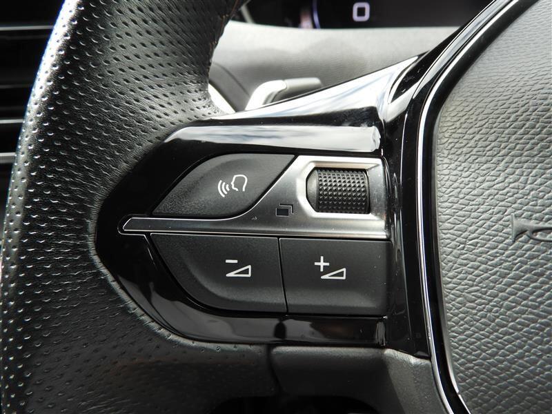 Used Peugeot 3008 2022 for sale - 76898307: Photo 16