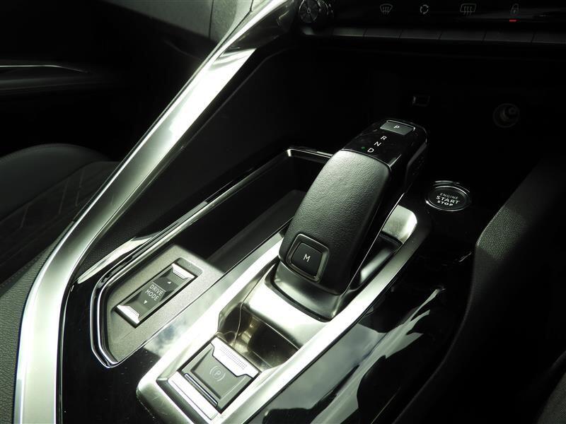 Used Peugeot 3008 2022 for sale - 76898307: Photo 24