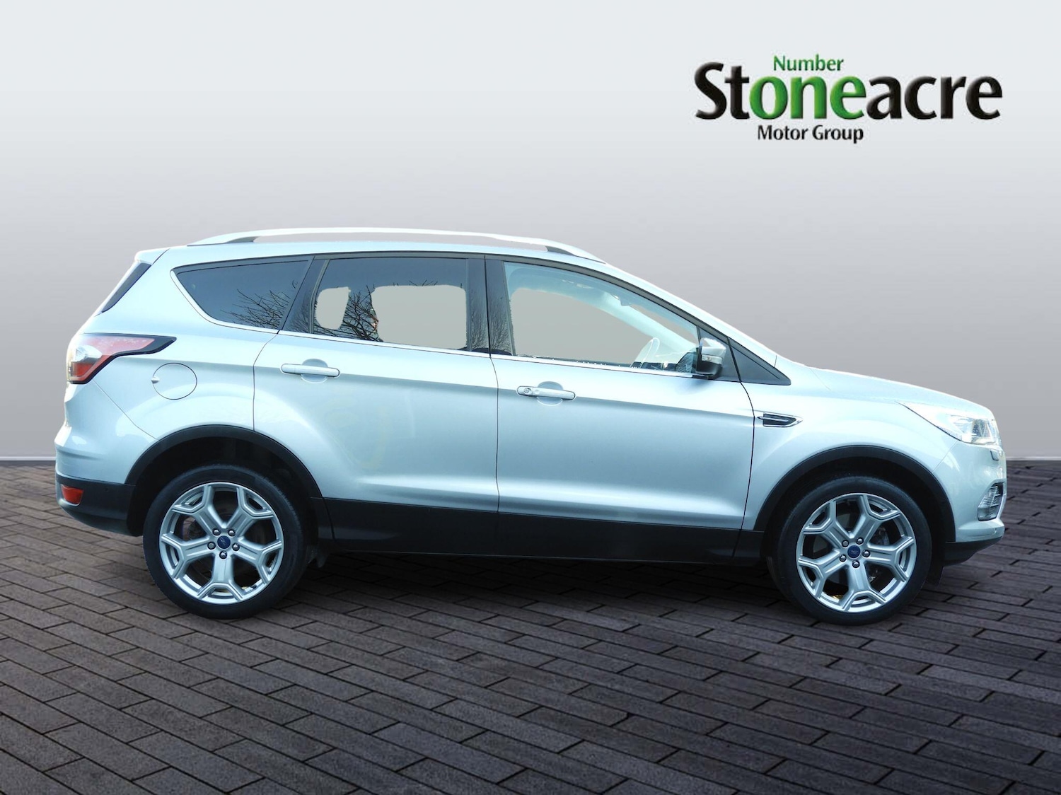 Used Ford Kuga 2017 for sale - 76802108: Photo 2