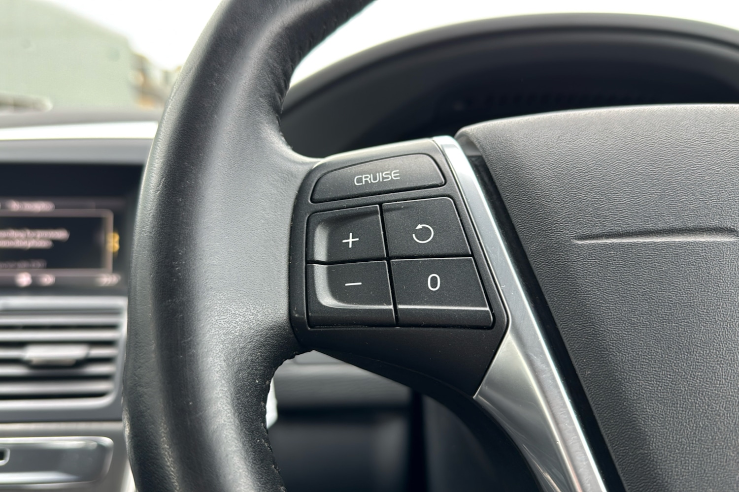 Used Volvo XC60 2016 for sale - 76705303: Photo 17