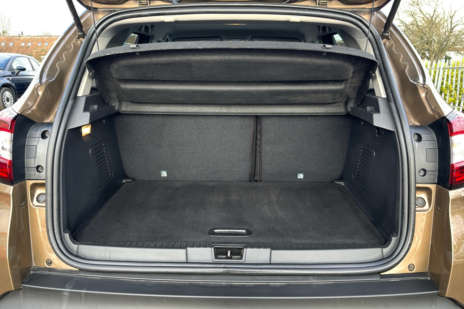 Used Renault Captur 2018 for sale - 77699099: Photo 19