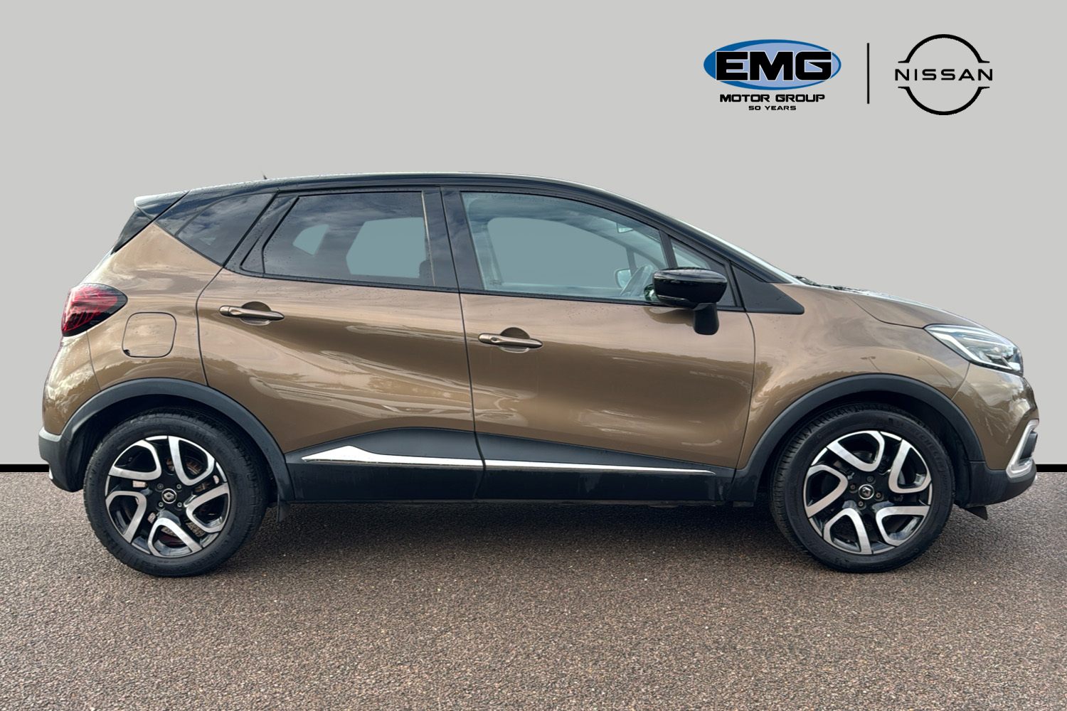 Used Renault Captur 2018 for sale - 77699099: Photo 4