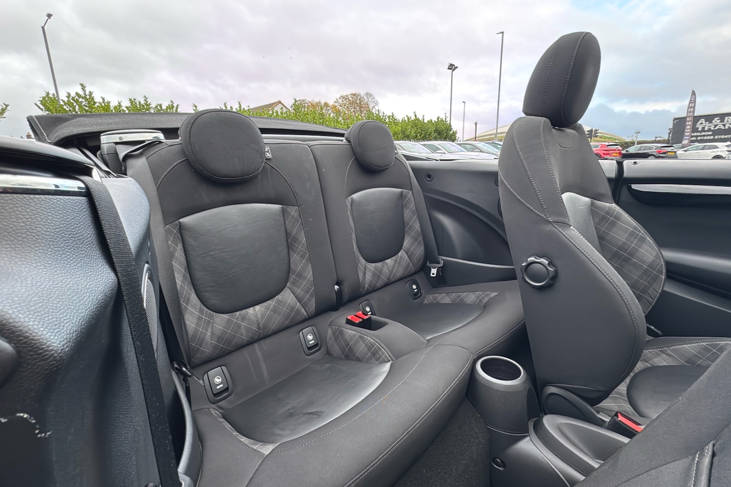 Used MINI Convertible 2016 for sale - 76516070: Photo 12