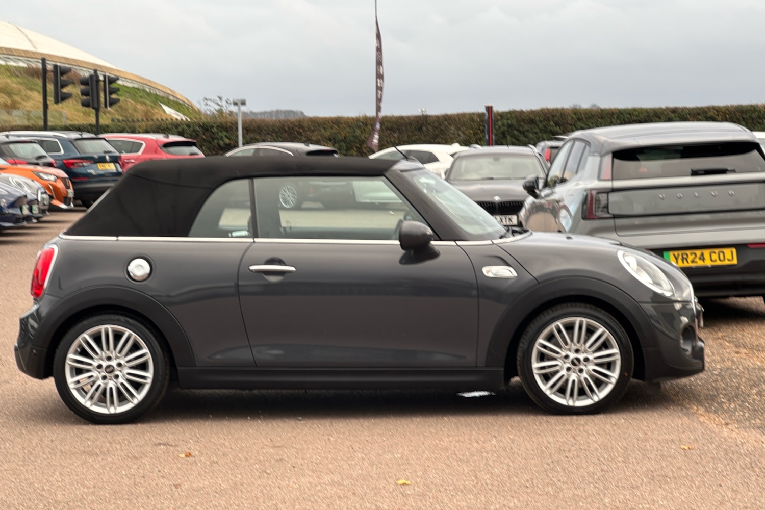 Used MINI Convertible 2016 for sale - 76516070: Photo 24