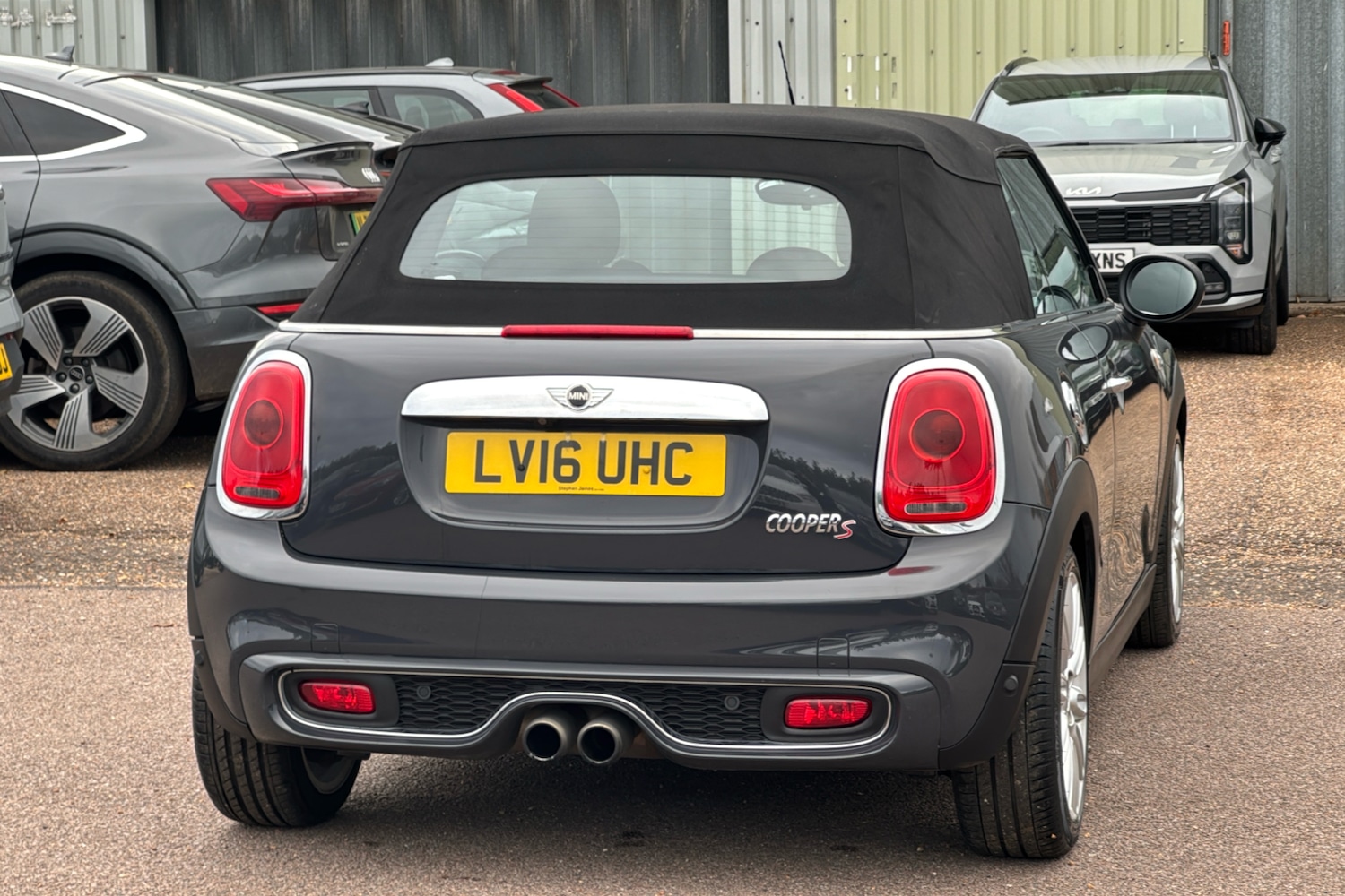 Used MINI Convertible 2016 for sale - 76516070: Photo 28