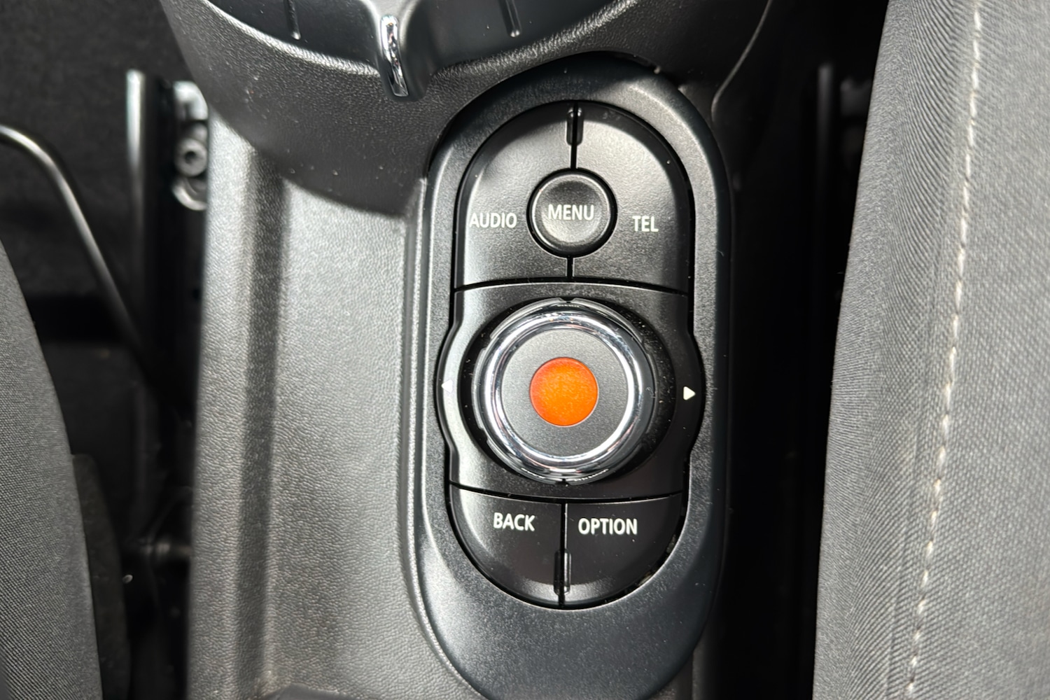 Used MINI Convertible 2016 for sale - 76516070: Photo 32