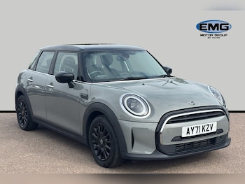 Used MINI Hatch 2021 for sale - 75649251: Photo