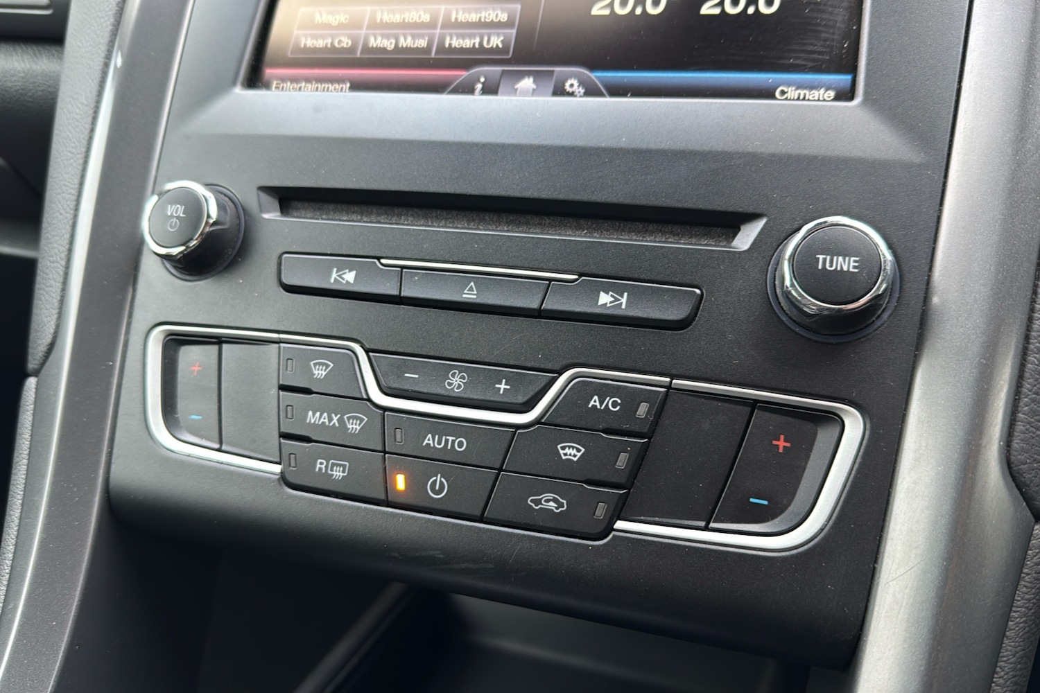 Used Ford Mondeo 2015 for sale - 77390070: Photo 16