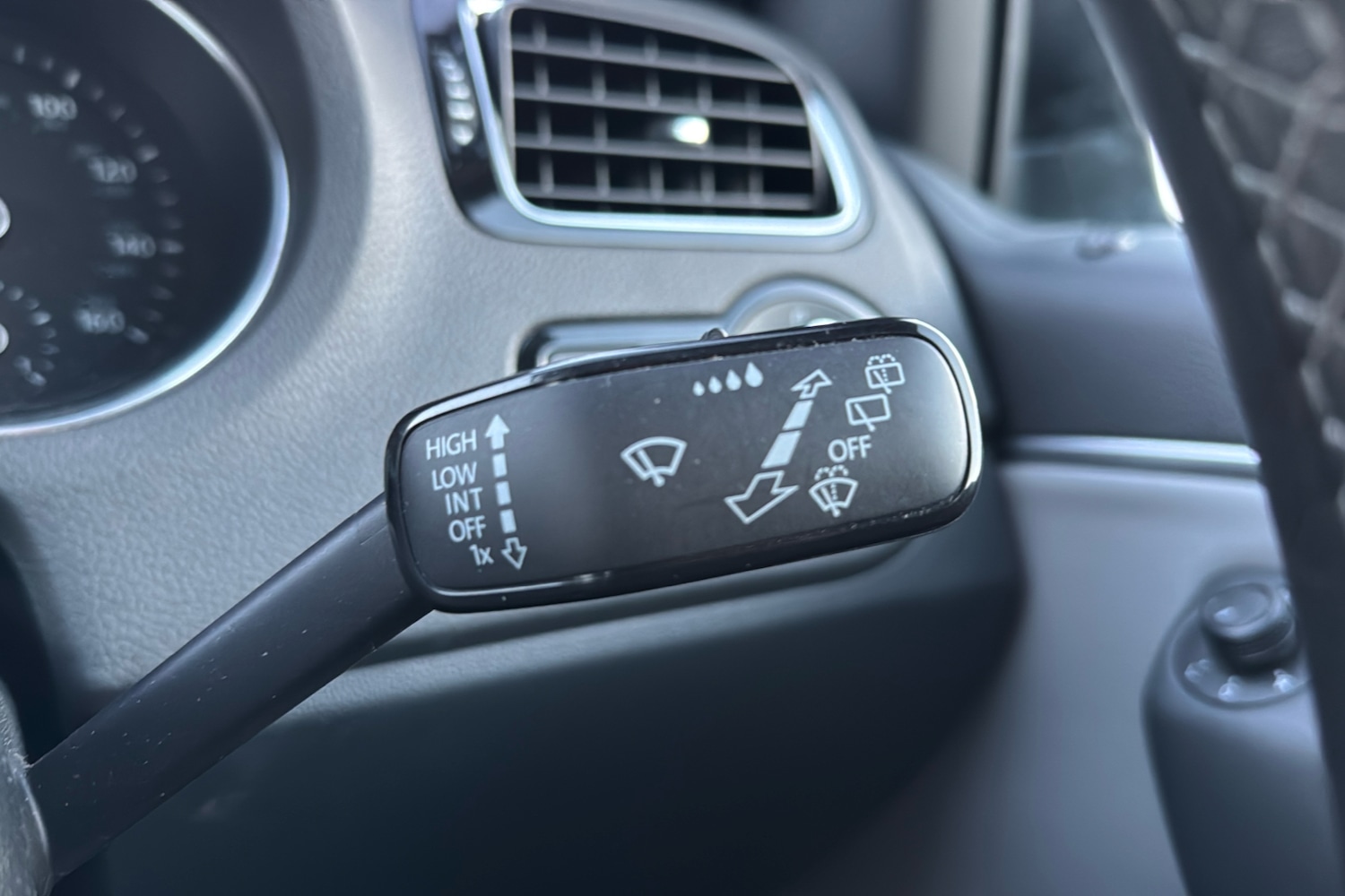 Used Volkswagen Polo 2016 for sale - 76789774: Photo 23