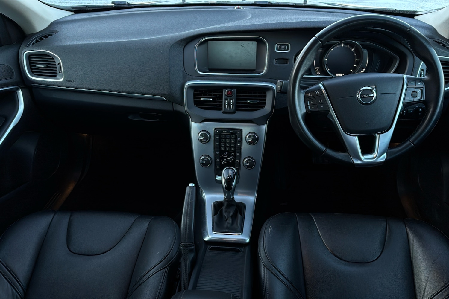 Used Volvo V40 2017 for sale - 77113977: Photo 9