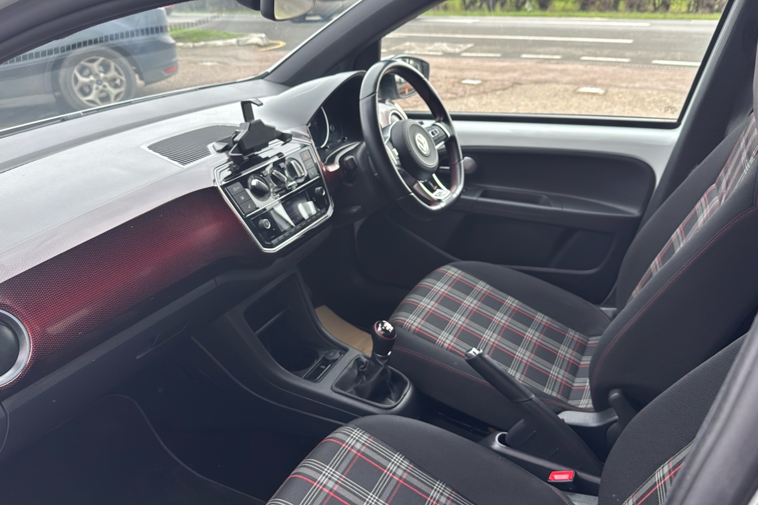 Used Volkswagen up! 2022 for sale - 77601765: Photo 11