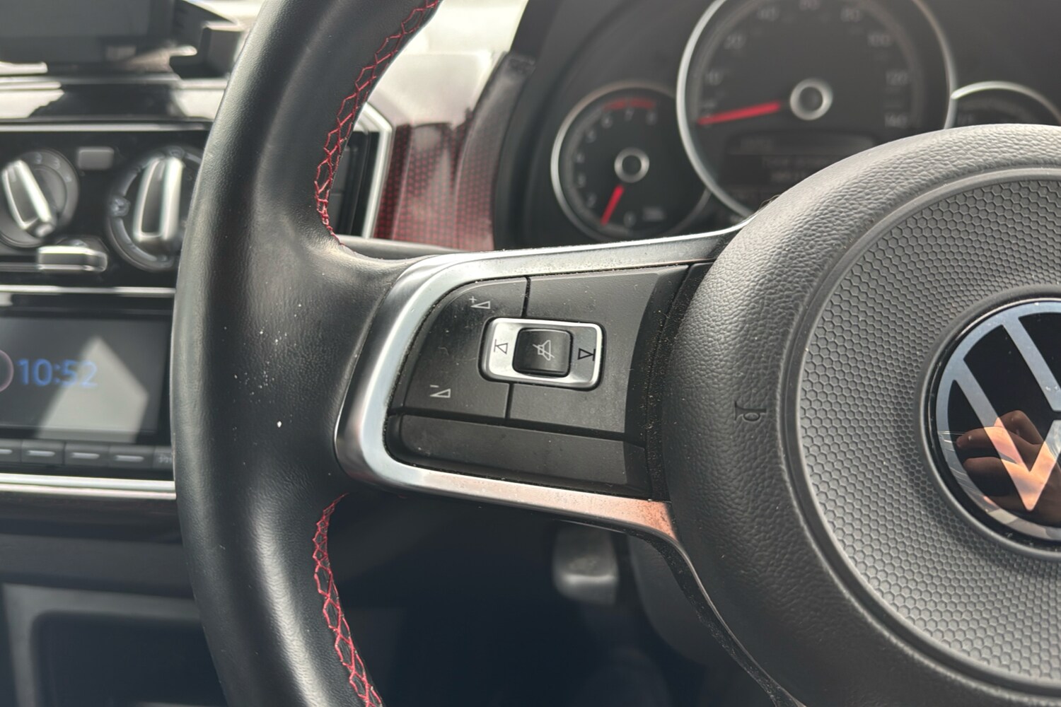 Used Volkswagen up! 2022 for sale - 77601765: Photo 17