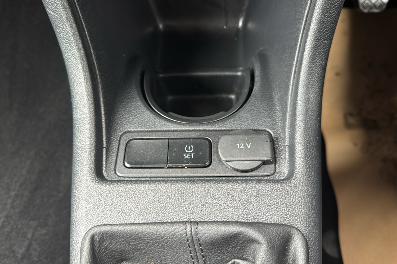 Used Volkswagen up! 2022 for sale - 77601765: Photo 22