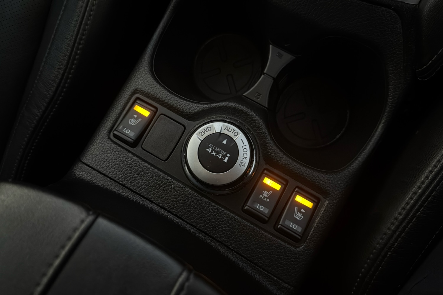 Used Nissan X-Trail 2018 for sale - 77113970: Photo 40