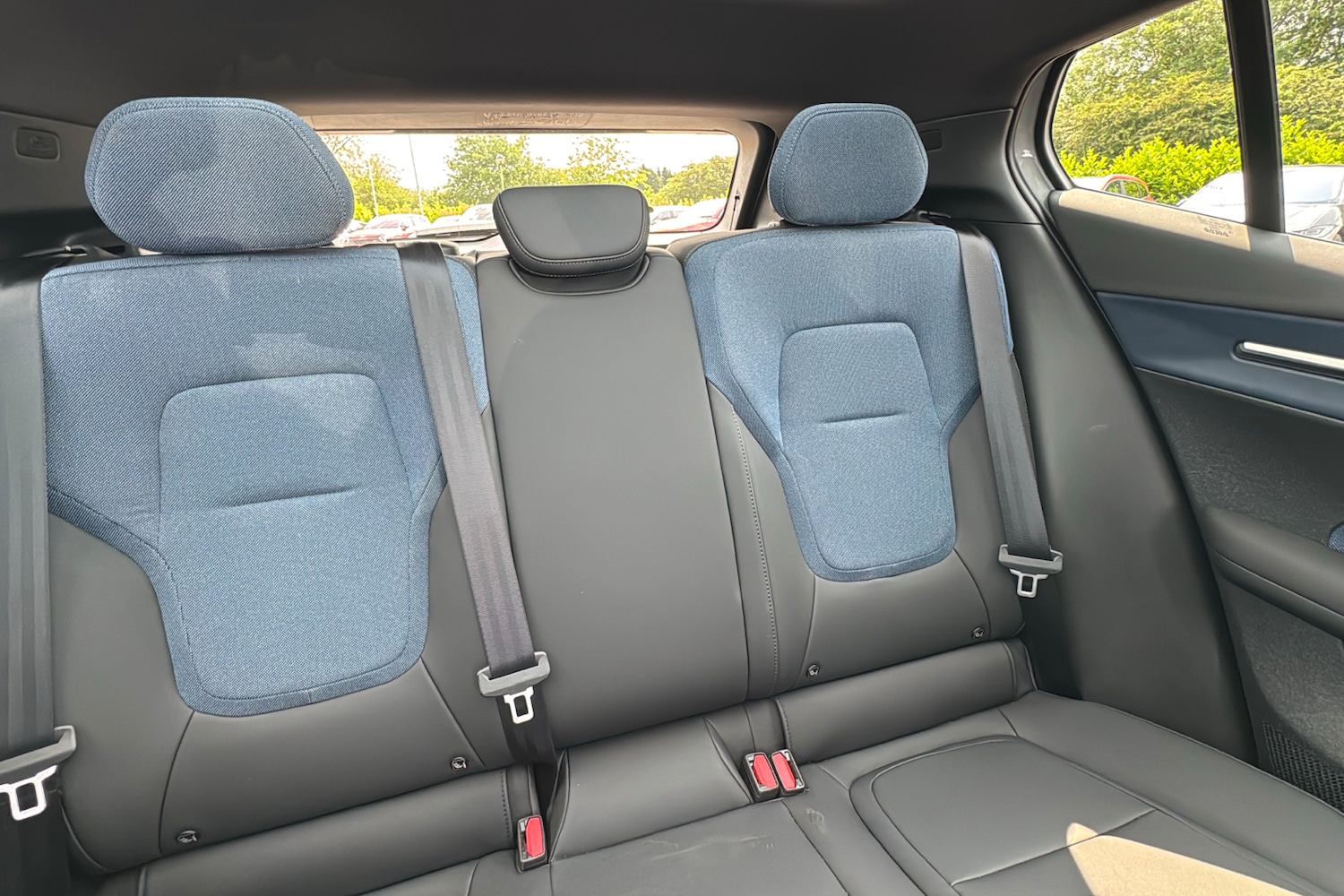 Used Volvo EX30 2024 for sale - 76516076: Photo 12