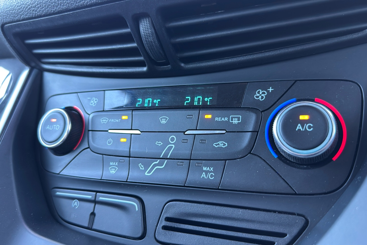 Used Ford C-Max 2017 for sale - 75944166: Photo 16