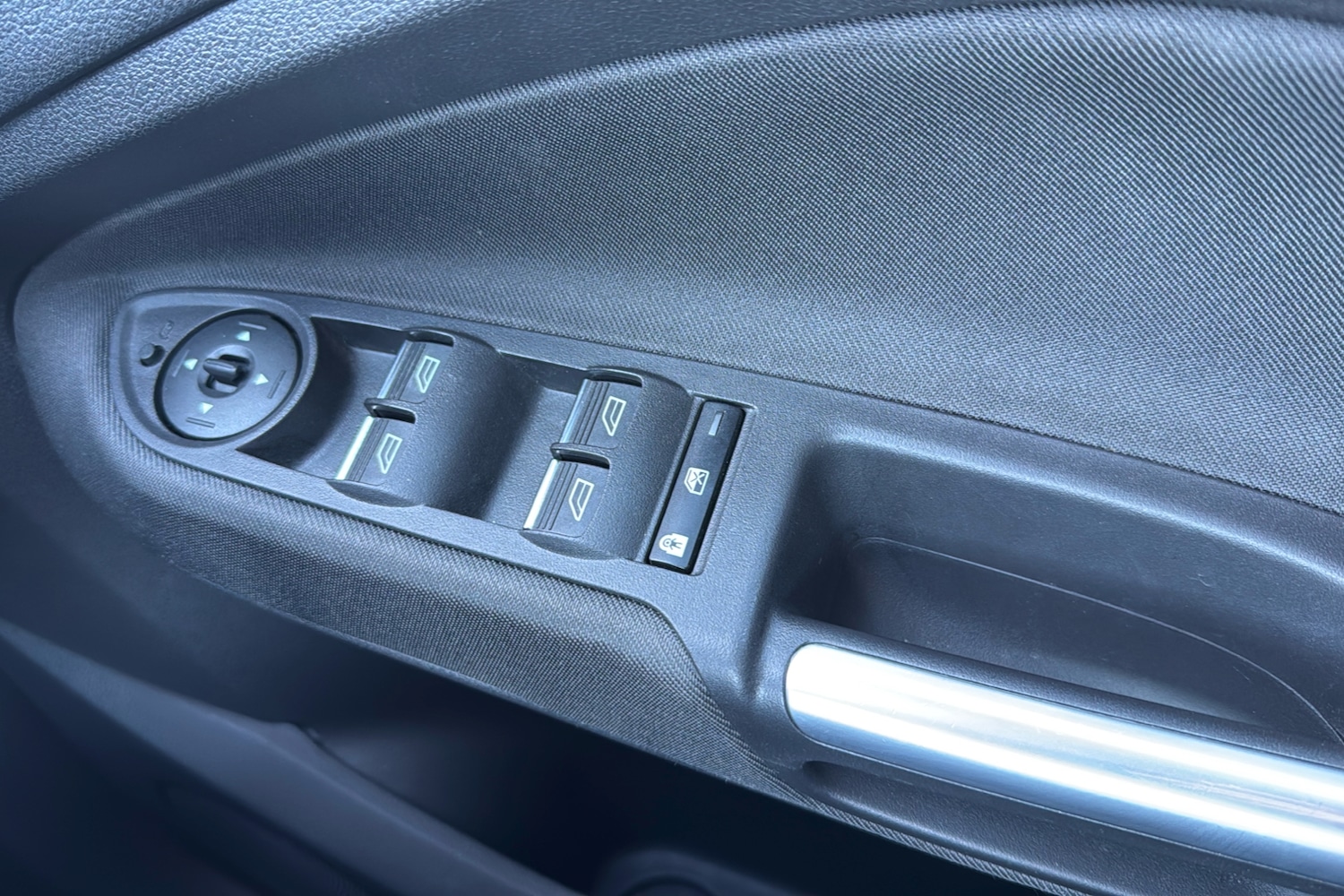 Used Ford C-Max 2017 for sale - 75944166: Photo 23