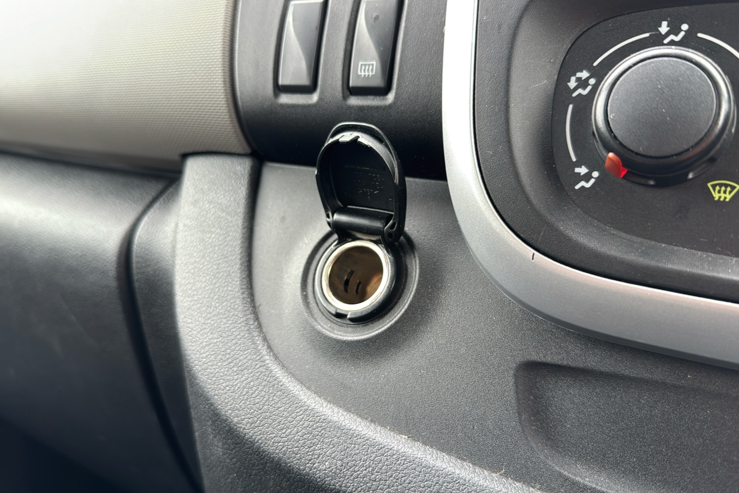 Used Nissan NV300 2017 for sale - 77996366: Photo 21