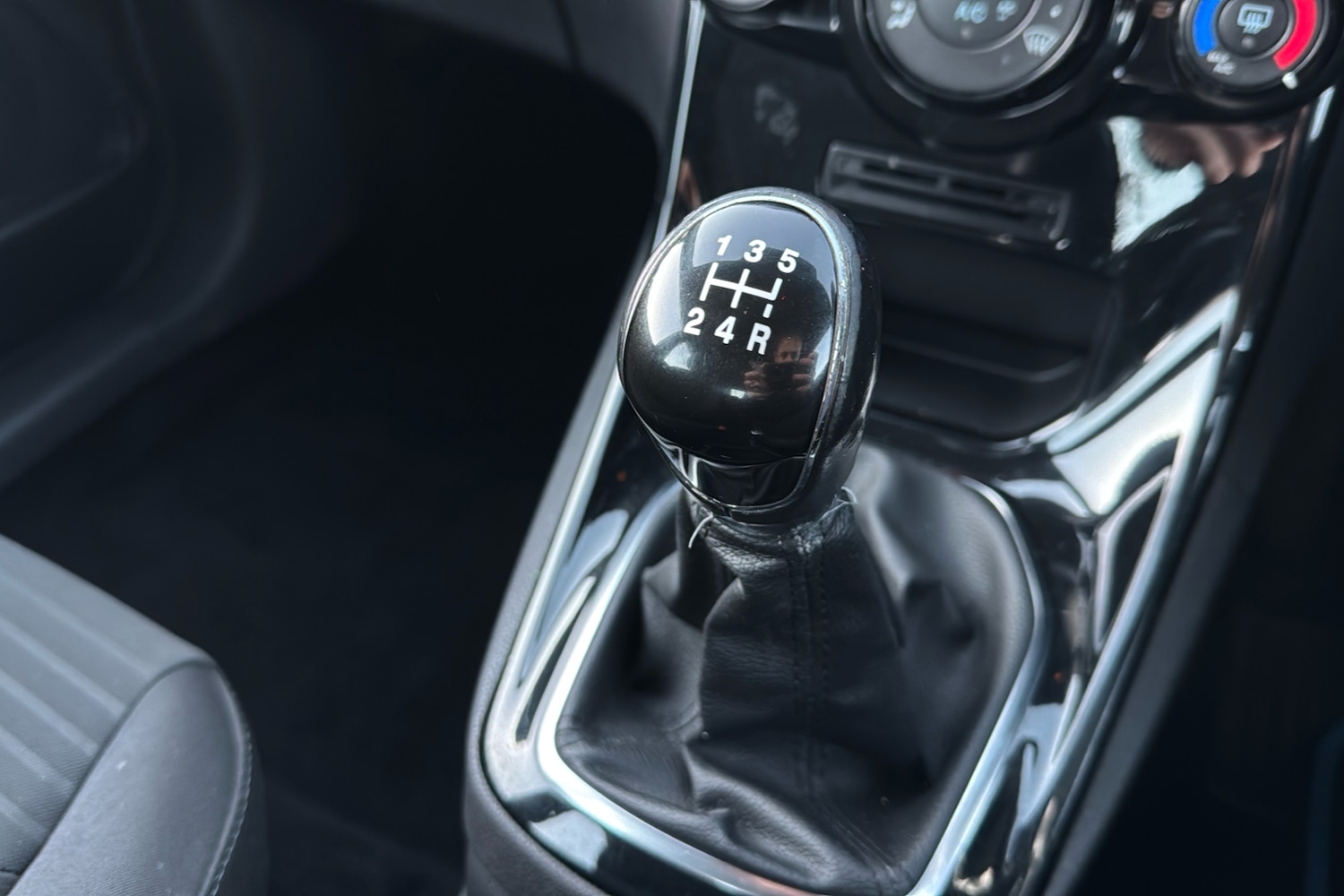 Used Ford Fiesta 2017 for sale - 77113967: Photo 13