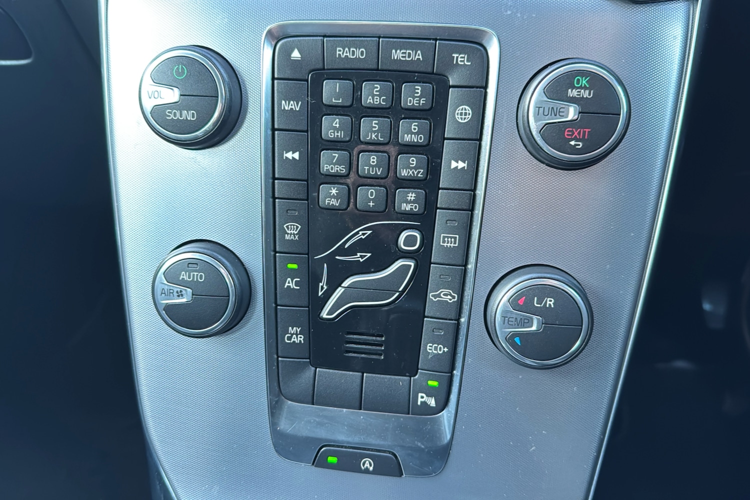 Used Volvo V40 2017 for sale - 77298142: Photo 16