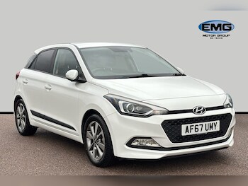 Used Hyundai i20 2017 for sale - 76274310: Photo