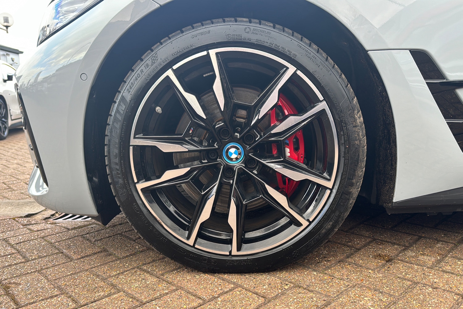 Used BMW i4 2024 for sale - 76177297: Photo 30