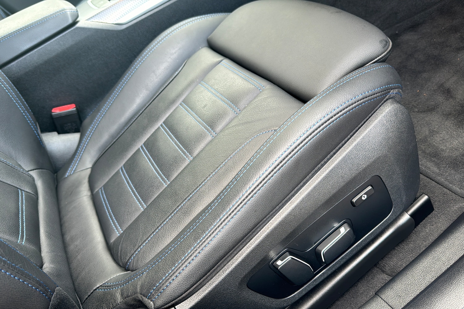 Used BMW i4 2024 for sale - 76177297: Photo 38