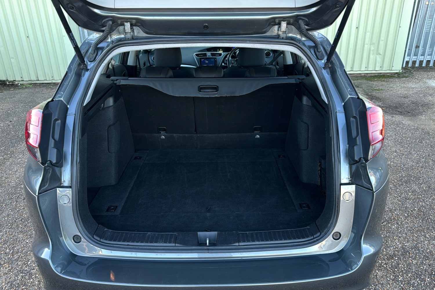 Used Honda Civic 2017 for sale - 77114011: Photo 19