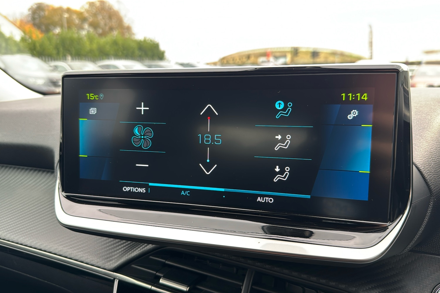 Used Peugeot E-2008 2022 for sale - 76476251: Photo 16