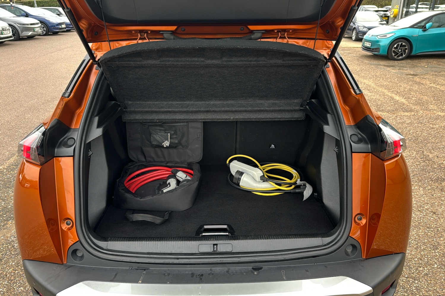 Used Peugeot E-2008 2022 for sale - 76476251: Photo 19