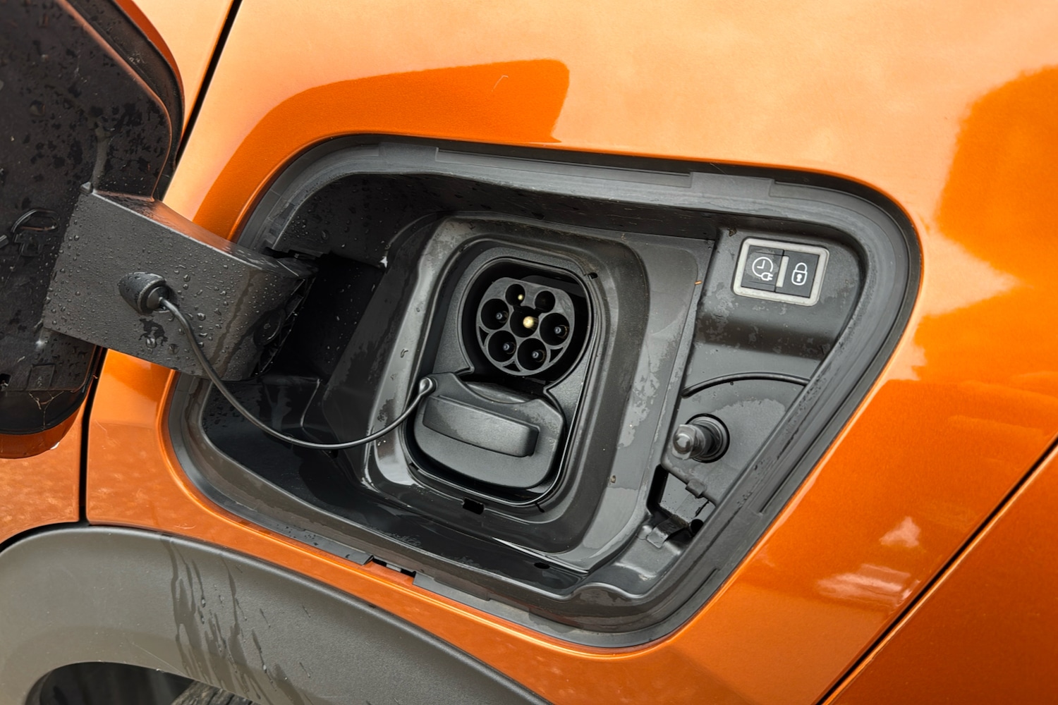 Used Peugeot E-2008 2022 for sale - 76476251: Photo 29