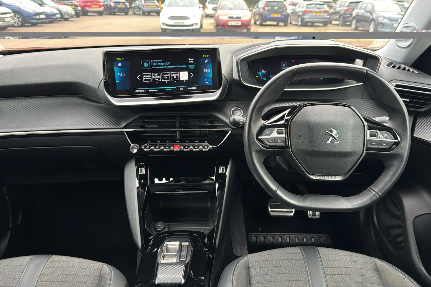 Used Peugeot E-2008 2022 for sale - 76476251: Photo 9