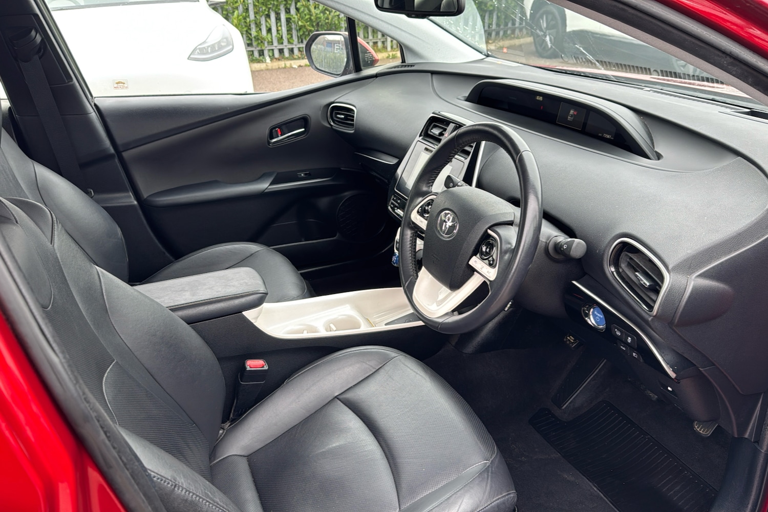 Used Toyota Prius 2016 for sale - 77815238: Photo 10