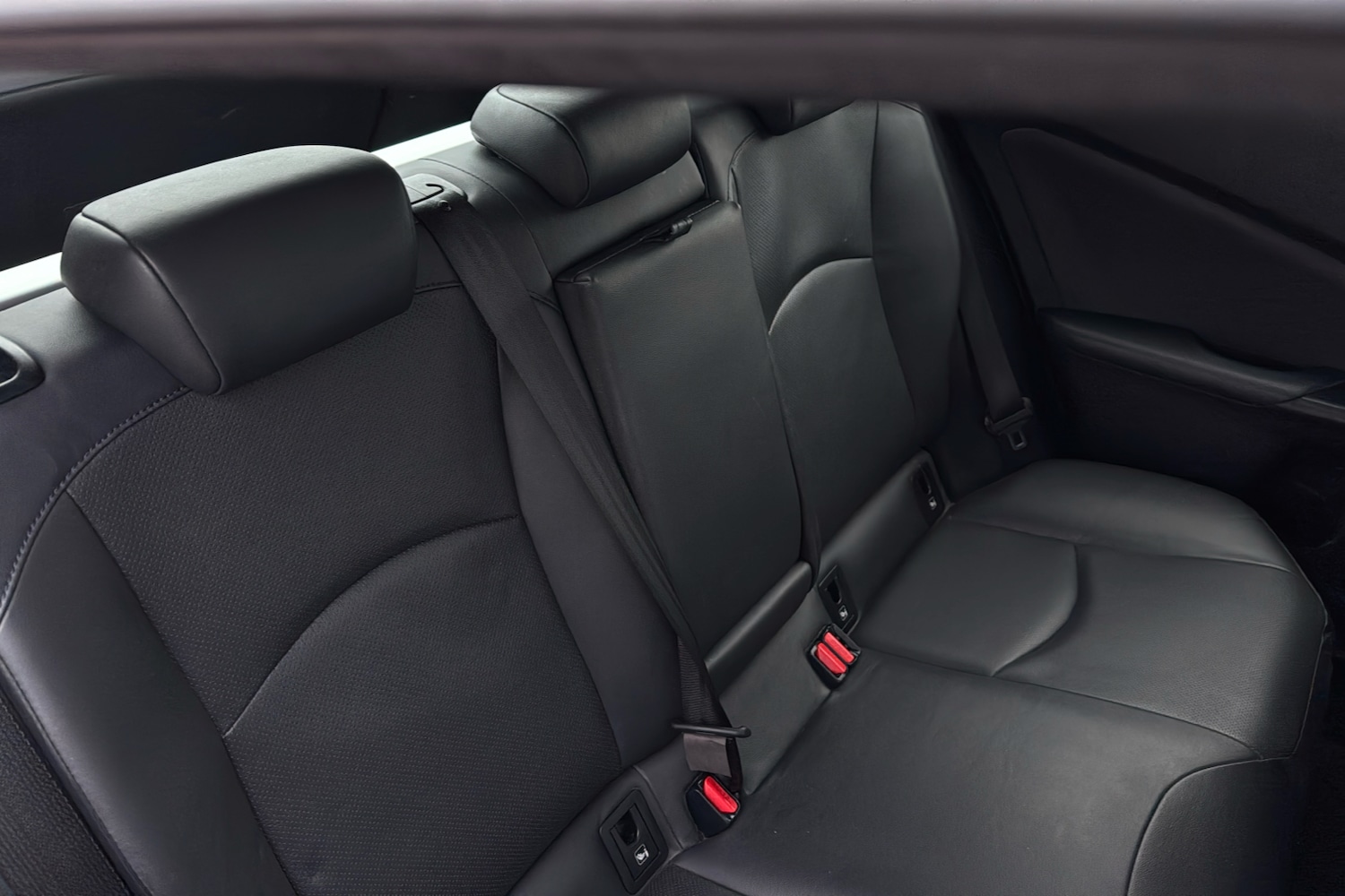 Used Toyota Prius 2016 for sale - 77815238: Photo 12